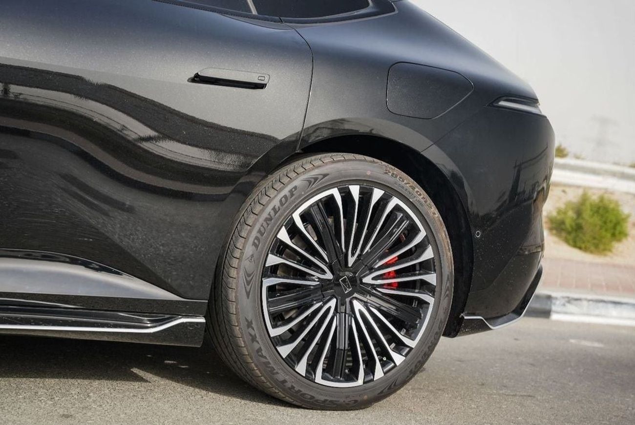 أفاتر 12 2025 AVATR 12 Long Range 2-motor AWD 0Km