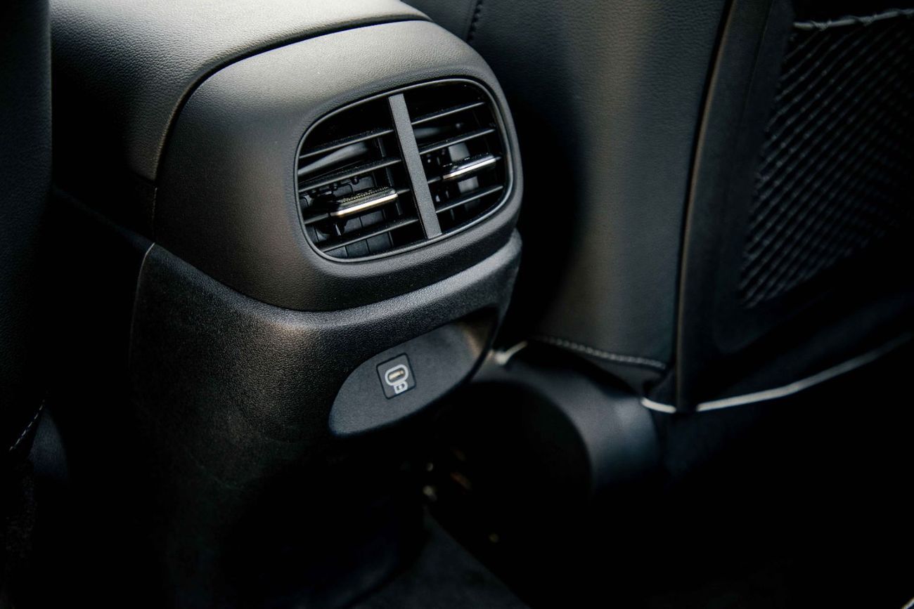 هيونداي إلانترا 2025 Hyundai Elantra GLX Elite 1.5L - White Inside Black | Export Only