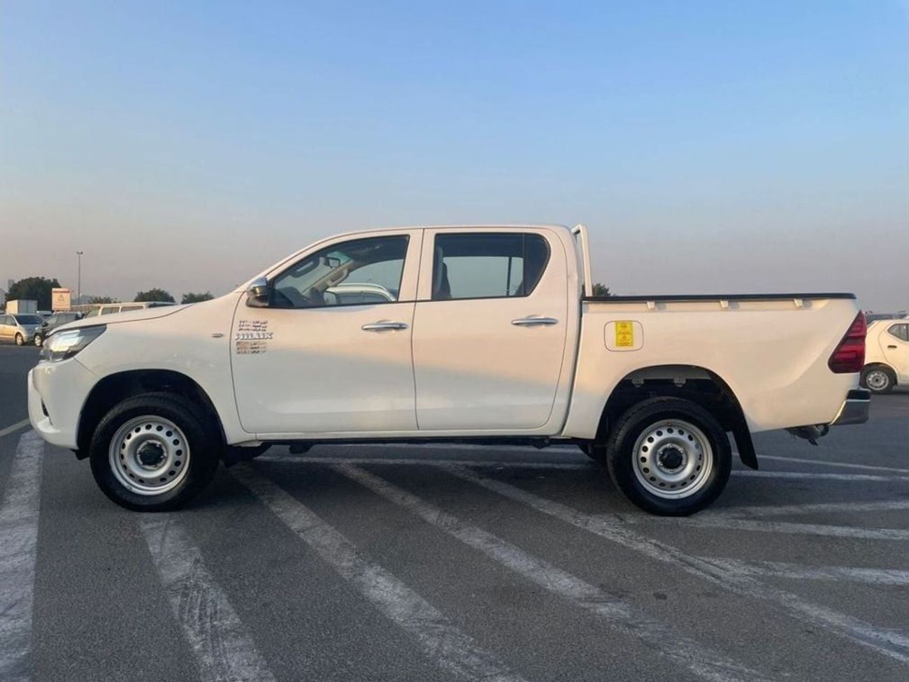 Toyota Hilux 2020 Toyota Hilux 2.7L V4 - AWD 4x4 - Patrol Automatic - Windows Auto -