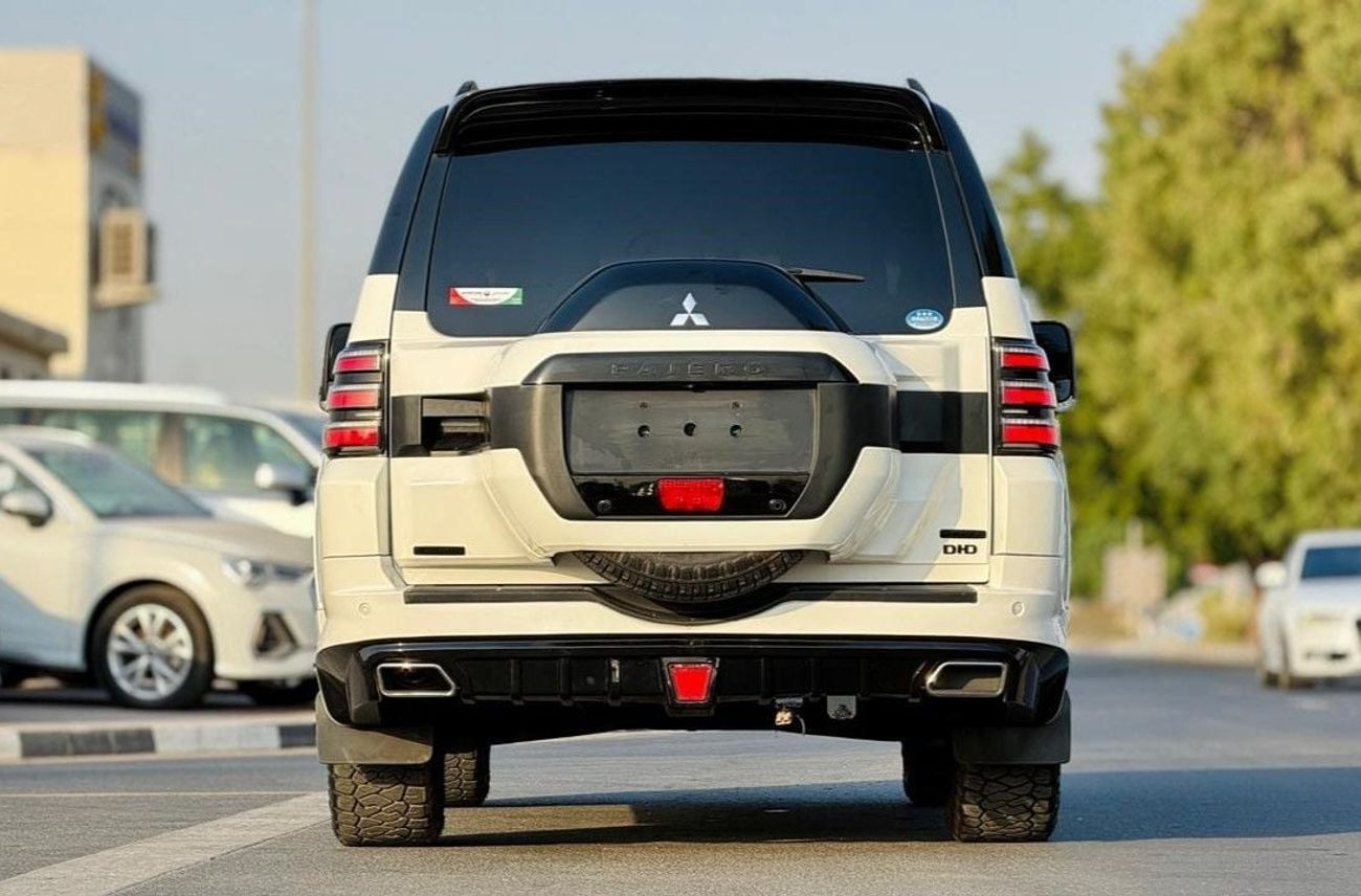 ميتسوبيشي باجيرو -