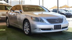 Lexus LS460