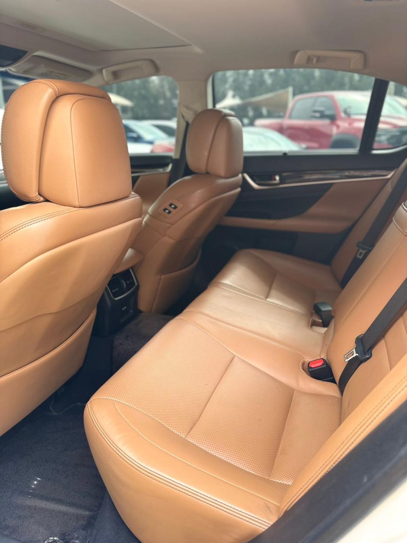 لكزس GS 350 لكزس GS350 خليجي فل ابشن بحاله ممتازه بدون حوادث تشييكات وكاله