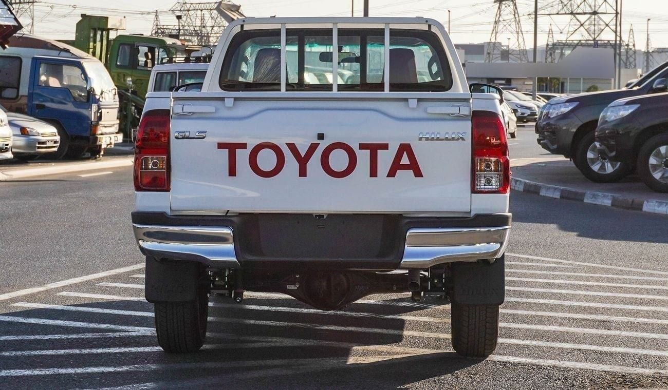 تويوتا هيلوكس GLS 2.7L 4WD M/T