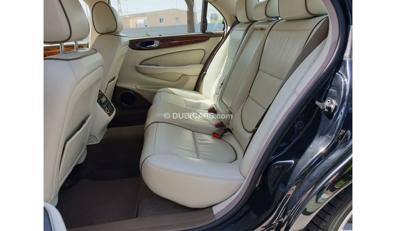 جاكوار XJ6 SOVEREIGN 2009 IMMACULATE CONDITION