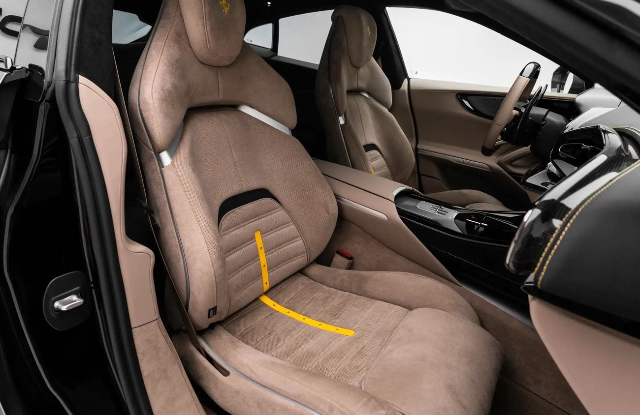 فيراري بوروسانجوي 6.5L V12 Naturally Aspirated Engine