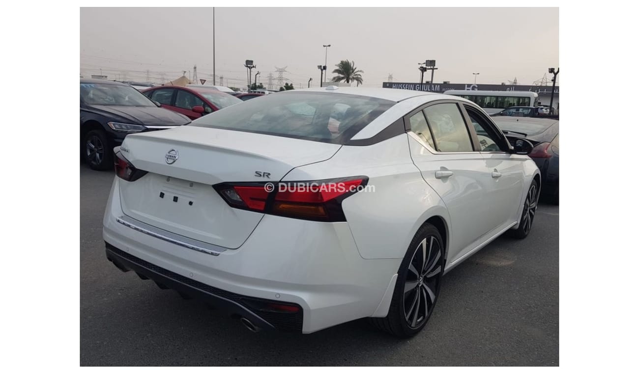 نيسان ألتيما 2022- Nissan Altima SR, 2.5L Petrol, Perfect Condition, Buy and drive