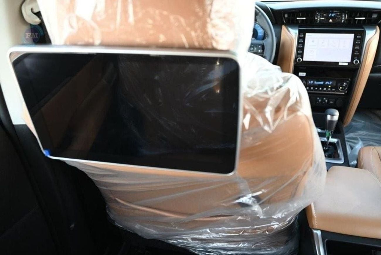 تويوتا فورتونر VXR+ 4.0L Petrol 4WD Automatic