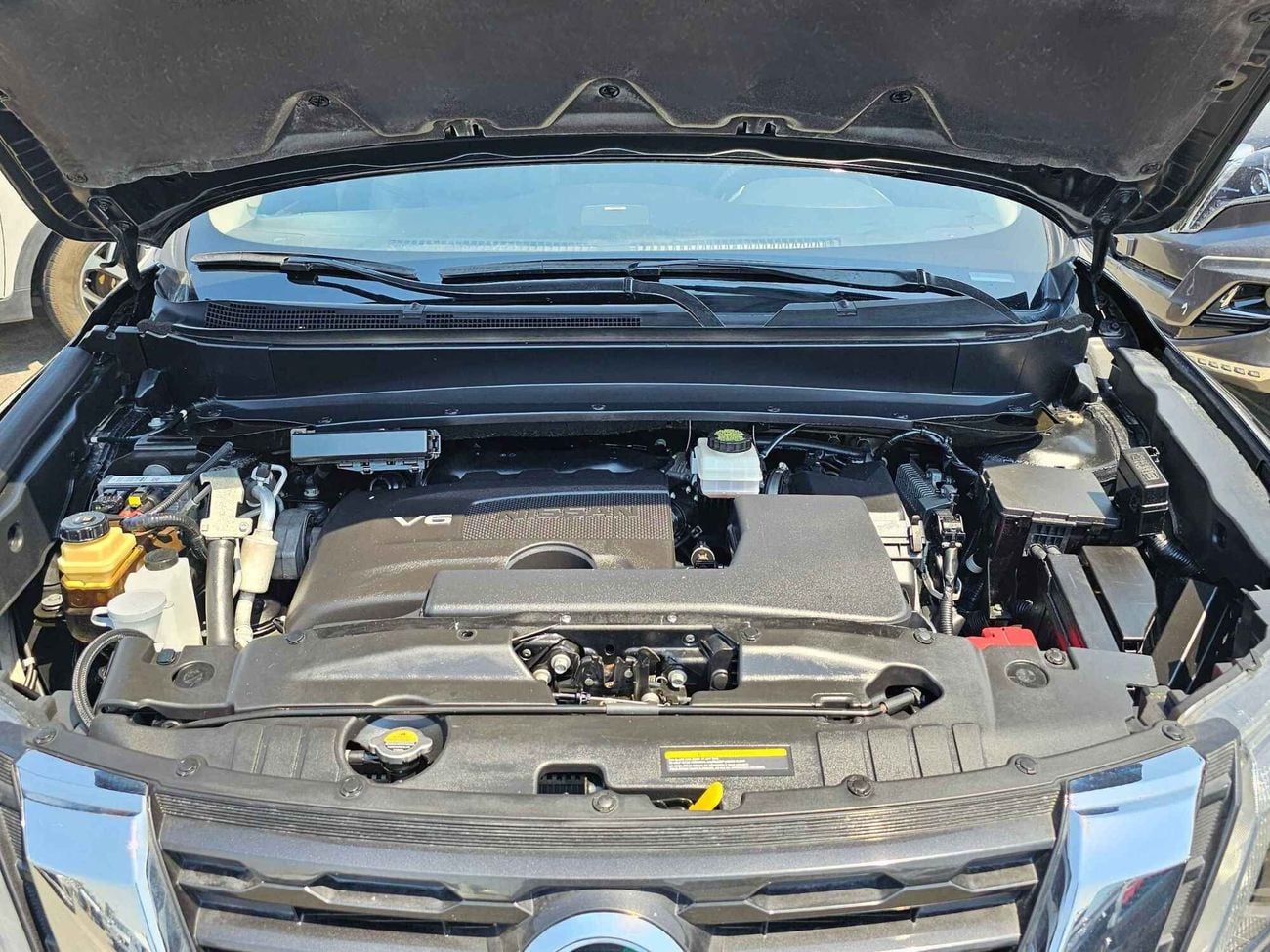 نيسان باثفايندر PLATINIUM/ 4WD V6/ DUAL SUNROOF/ HEATING-COOLING SEATS/  BUTTON START/ 758 Monthly /LOT#25362