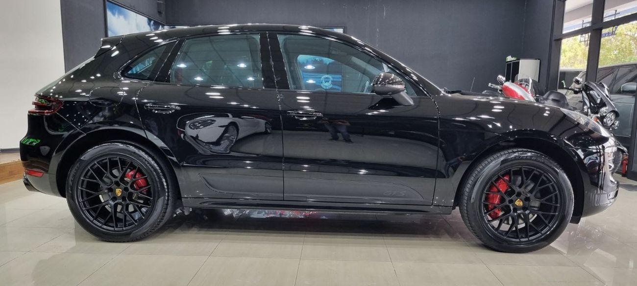 Porsche Macan PORSCHE MACAN GTS 2018 GCC ONLY 31K KM STILL UNDER PORSCHE WARRANTY