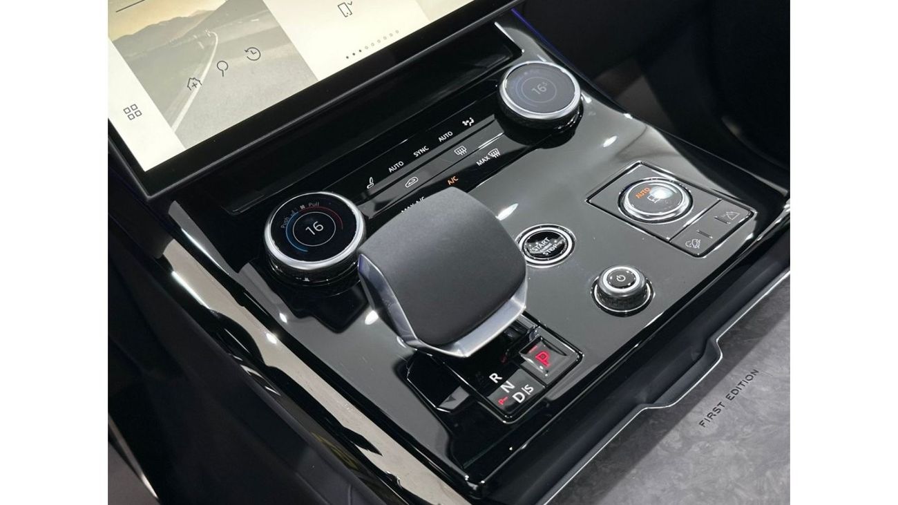 Land Rover Range Rover Sport 2023 Range Rover Sport P530 V8 First Edition, Apr 2028 RR Warranty + June 2028 RR Service Pack, GCC