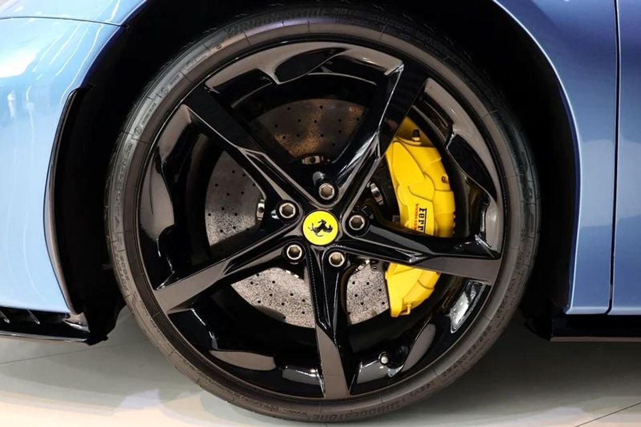 Ferrari SF90 Spider 2022 Ferrari SF90 Spider, JBL Audio, Carbon Interior, ADAS Full Pack, Dealer Service Package, GCC!!