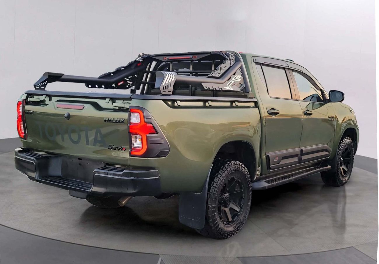 Toyota Hilux 4X4 Diesel 2.8L Right Hand Drive (RHD)