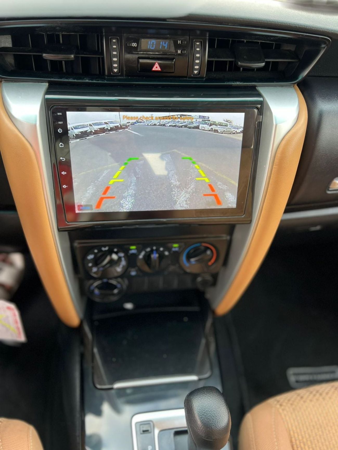 تويوتا فورتونر EXR 2019 Toyota Fortuner 2.7L V4 -AWD 4x4 GCC - Rear CAM & Sensor - Cruise Control