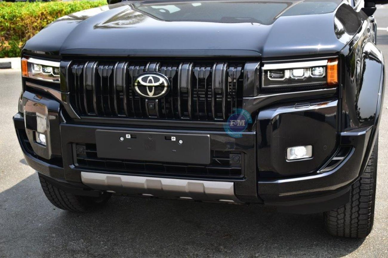 تويوتا برادو Luxury 2.4L Petrol 7 Seat Automatic