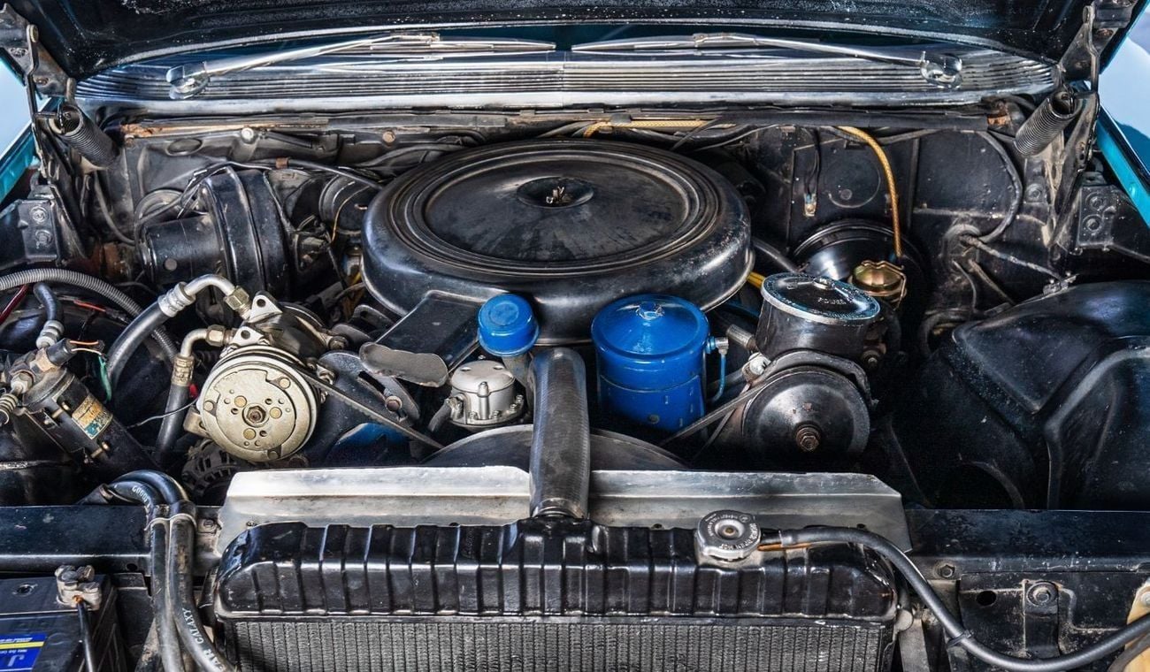 كاديلاك دي فيل كوبيه Original interior