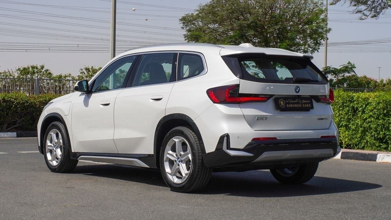 بي أم دبليو iX1 EDrive 25L