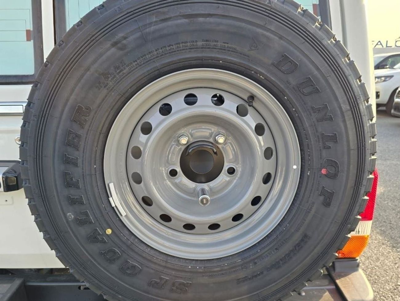 Toyota Land Cruiser 70 LAND CRUISER LC78 4.2L AMBULANCE