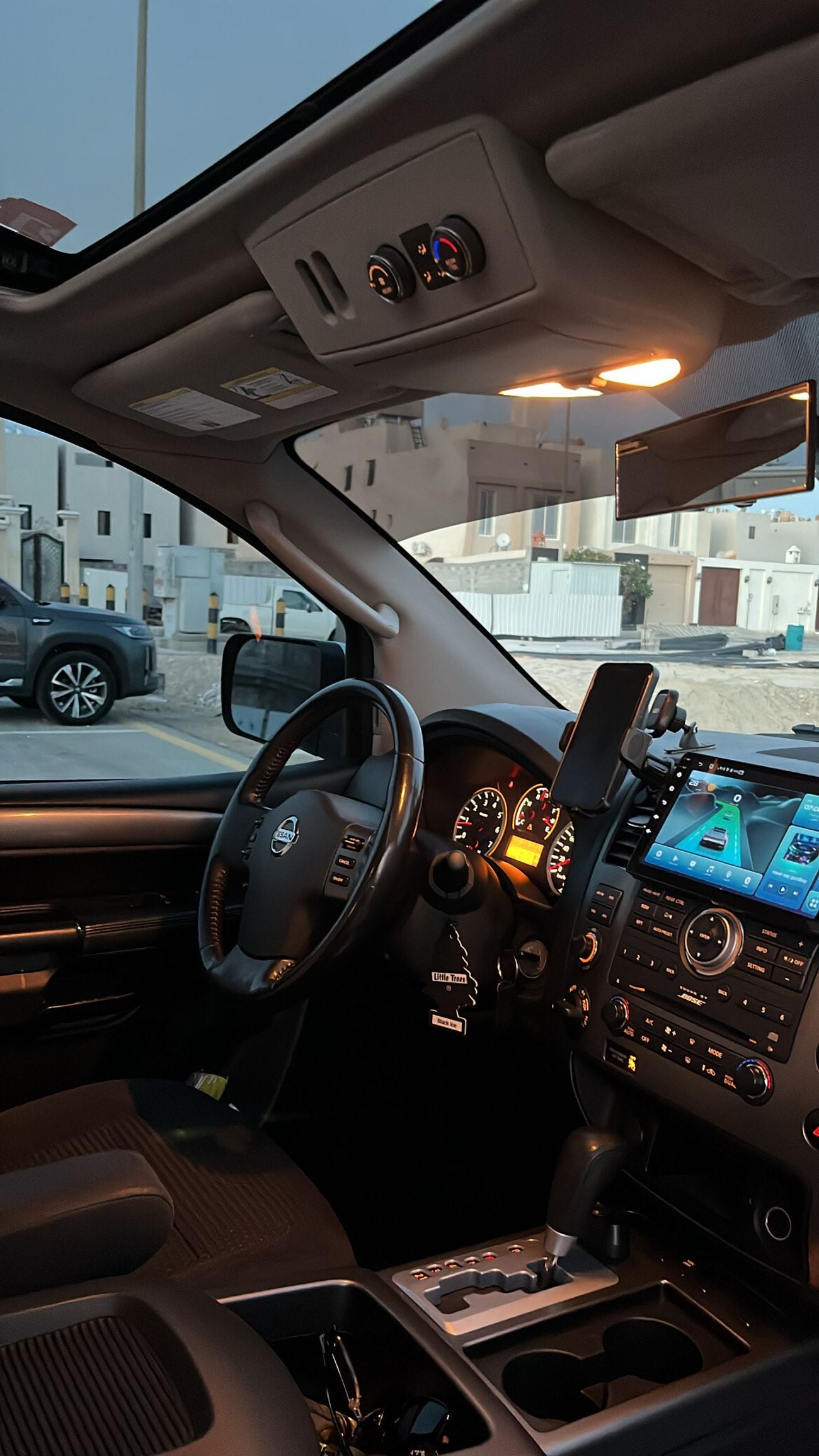 نيسان أرمادا 8V