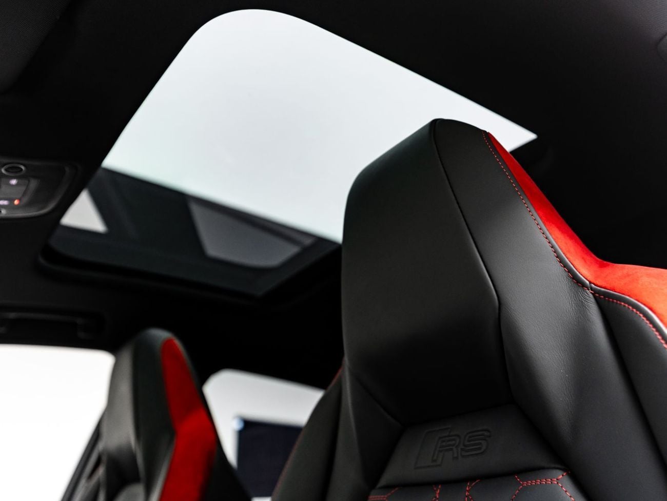 Audi RSQ3 Sportback TFSI quattro 2.5L The BEST Ramadan Offer in the UAE - Limited Time Only, 2027 Audi Warrant