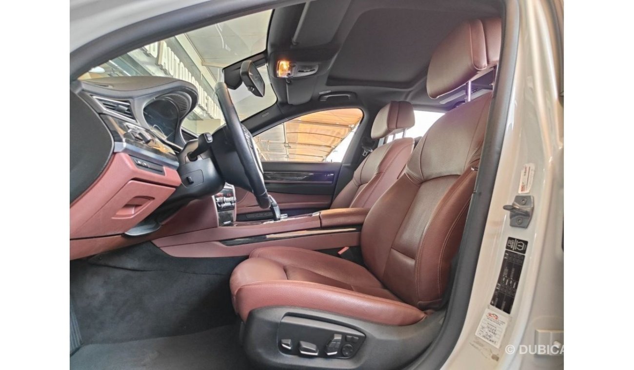 BMW 740Li Exclusive AED 1700/MONTHLY | 2015 BMW 7 SERIES 740 LI | GCC
