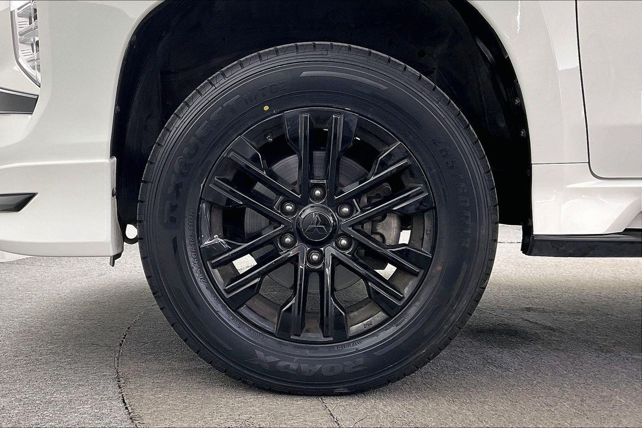 ميتسوبيشي مونتيرو سبورت Prime Edition | Carnival Sale • UP TO AED 20,000 OFF | شامل الضمان | 0 ﺪﻔﻋﺓ ﺃﻮﻟﻯ