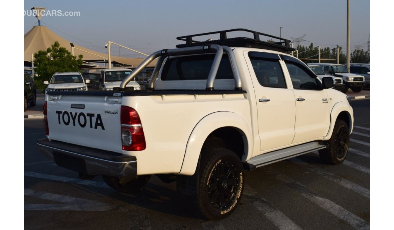 Toyota Hilux diesel right hand drive white color manual gear 3.0L year 2008