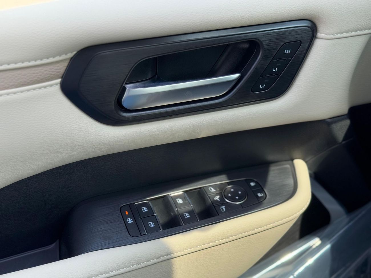 Nissan Patrol LE Platinum City 3.5L