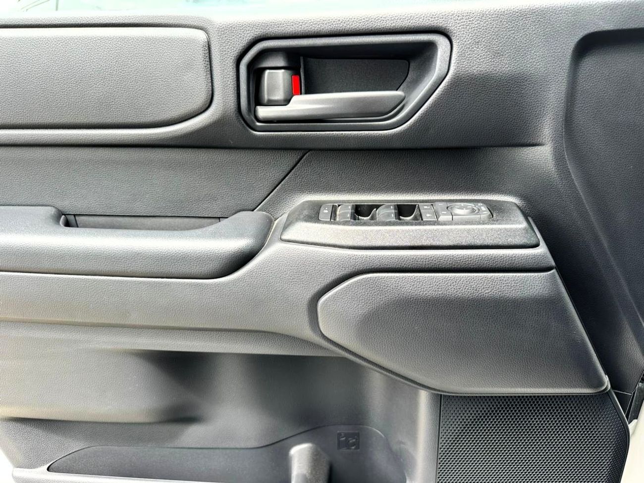 Toyota Prado TOYOTA PRADO 2.8L DIESEL 2024 GCC URBAN(EXPORT ONLY)