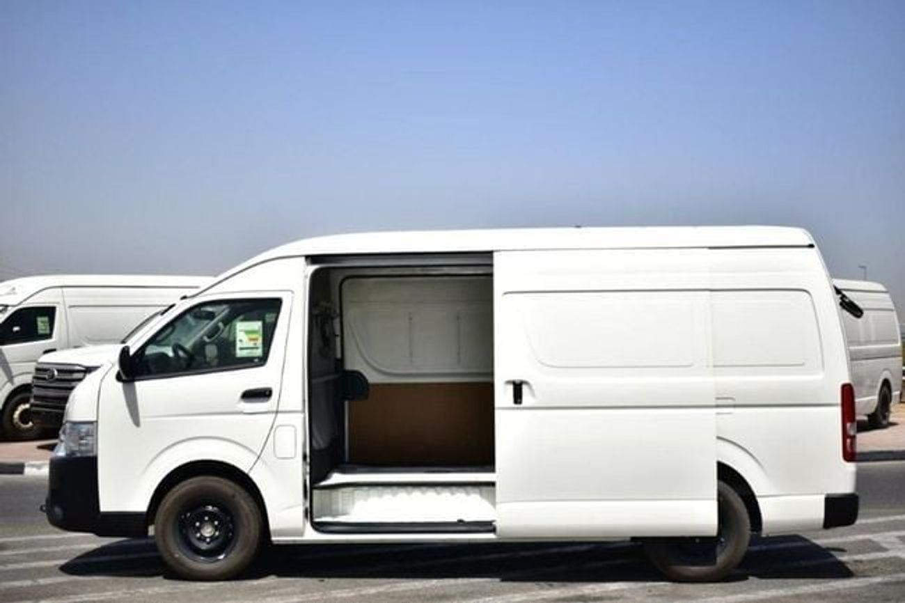 تويوتا هاياس toyota hiace cargo MT petrol brand new 2025