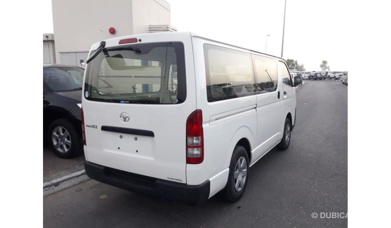 تويوتا هاياس Hiace RIGHT HAND DRIVE (Stock no PM 197 )