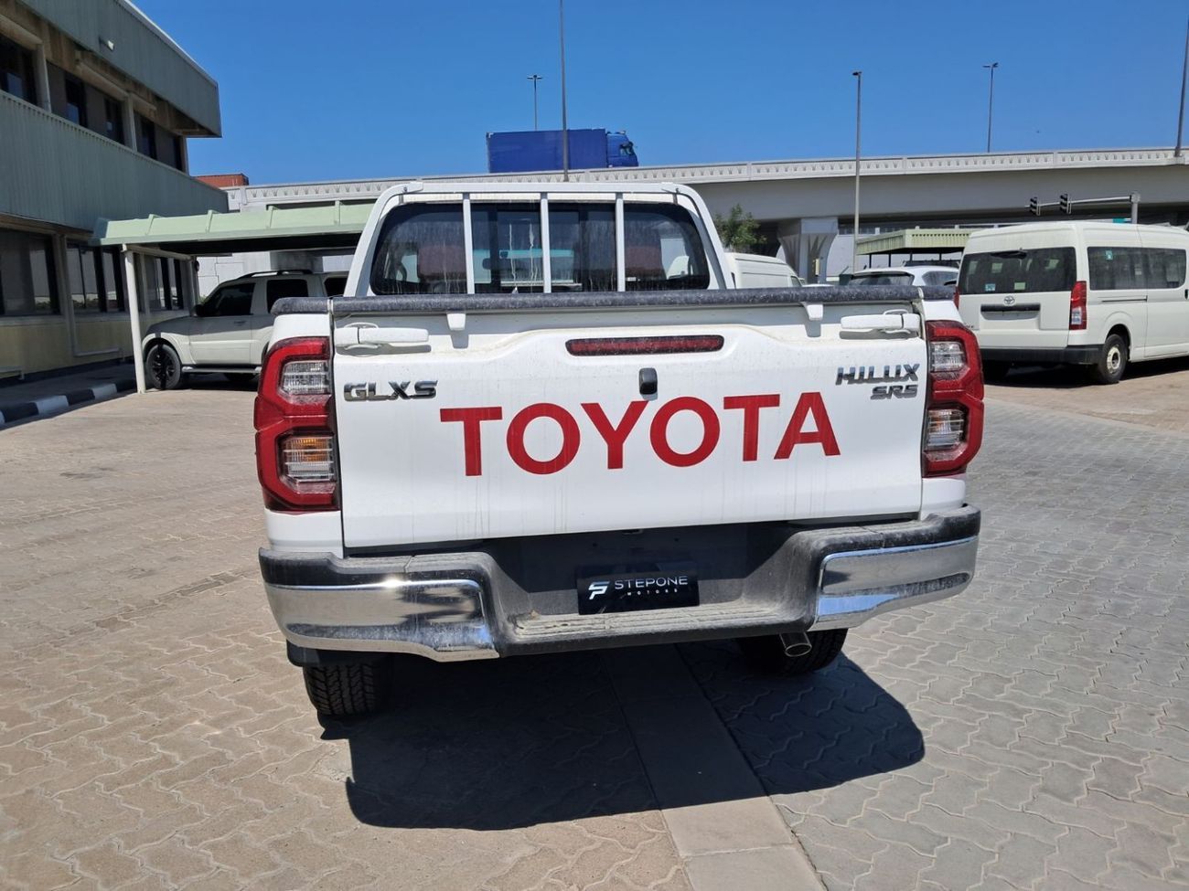 Toyota Hilux HILUX D/C 4WD 2.7 GLXS-V1 A/T
