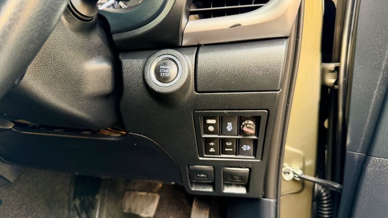 Toyota Hilux MODIFIED TO GR SPORTS  | PUSH START | 2.8L DIESEL ENGINE | 2024 | AUTOMATIC TRANSMISSION | LEATHER S