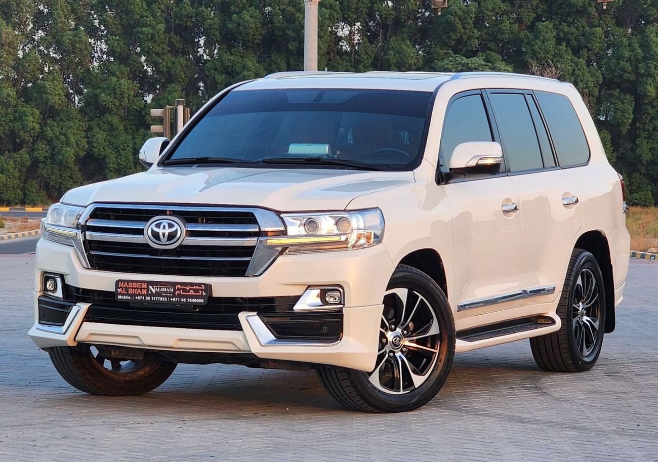 Toyota Land Cruiser VXR UPGRADE 2021