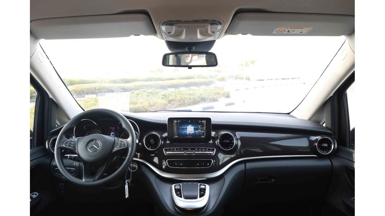 مرسيدس بنز V 250 2024 MBZ V250 2.0 4X2 VCLASS - أسود سبج ME داخل أسود | تصدير فقط
