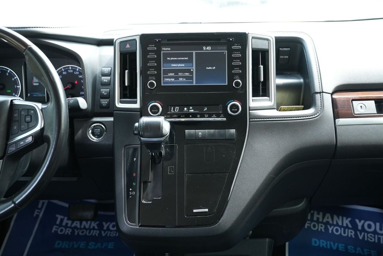 Toyota Granvia PREMIUM