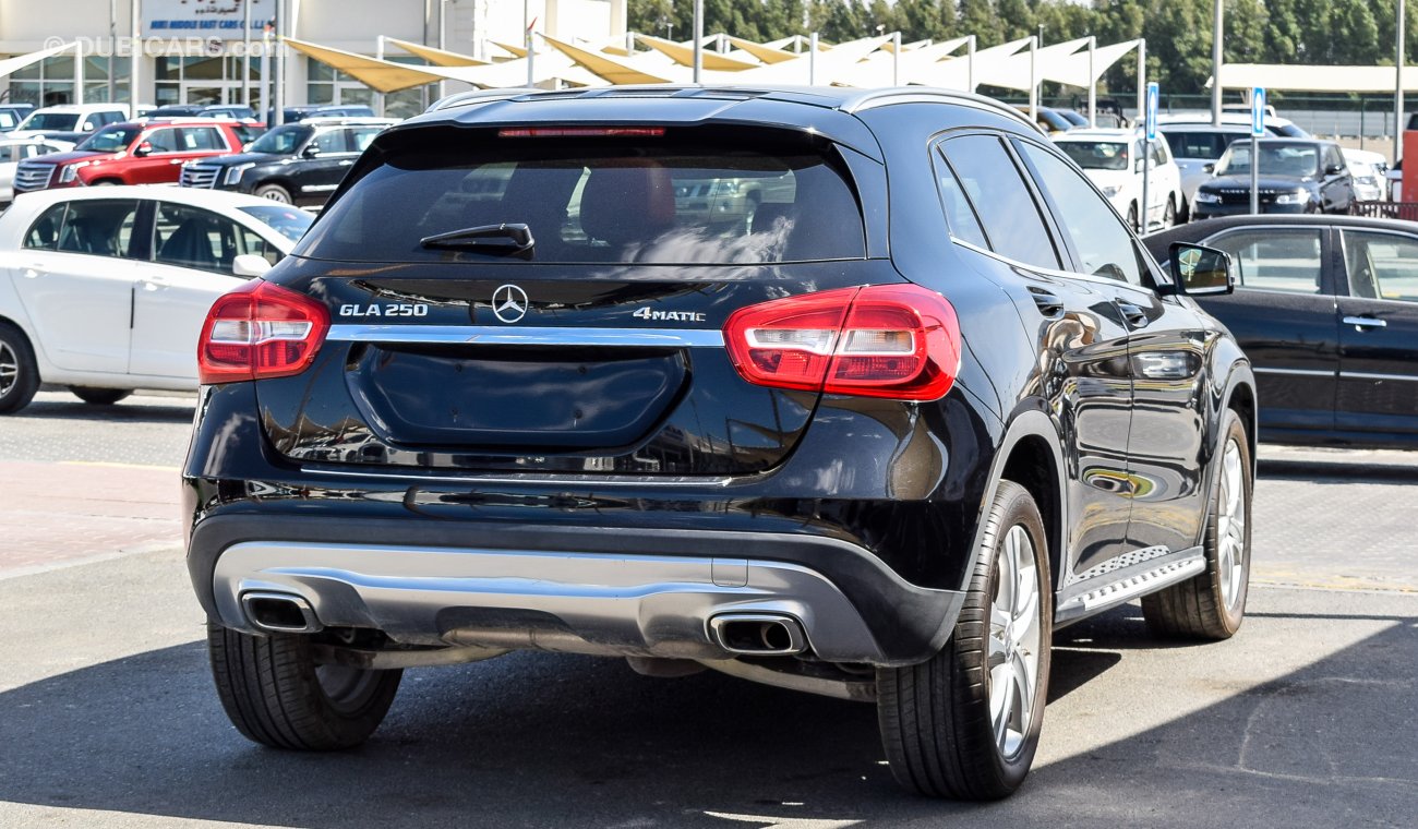 Mercedes-Benz GLA 250 4 Matic