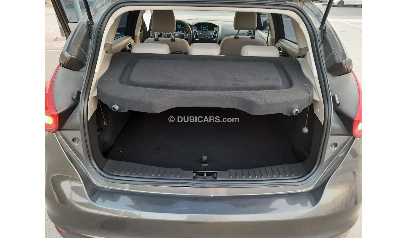 Ford Focus Ford focus 2015 g cc full options
