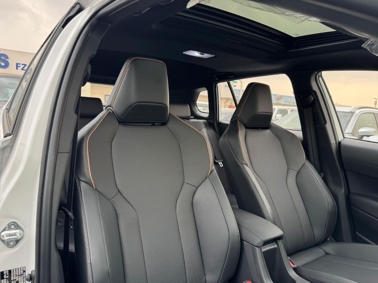 Toyota Corolla Cross Facelift 2.0L HEV FWD 2025 Export Price @ 72,500 AED