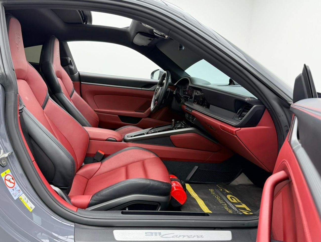 Porsche 911 CARRERA 2025 Porsche 911 Carrera, Porsche Warranty+Full Service History, GCC