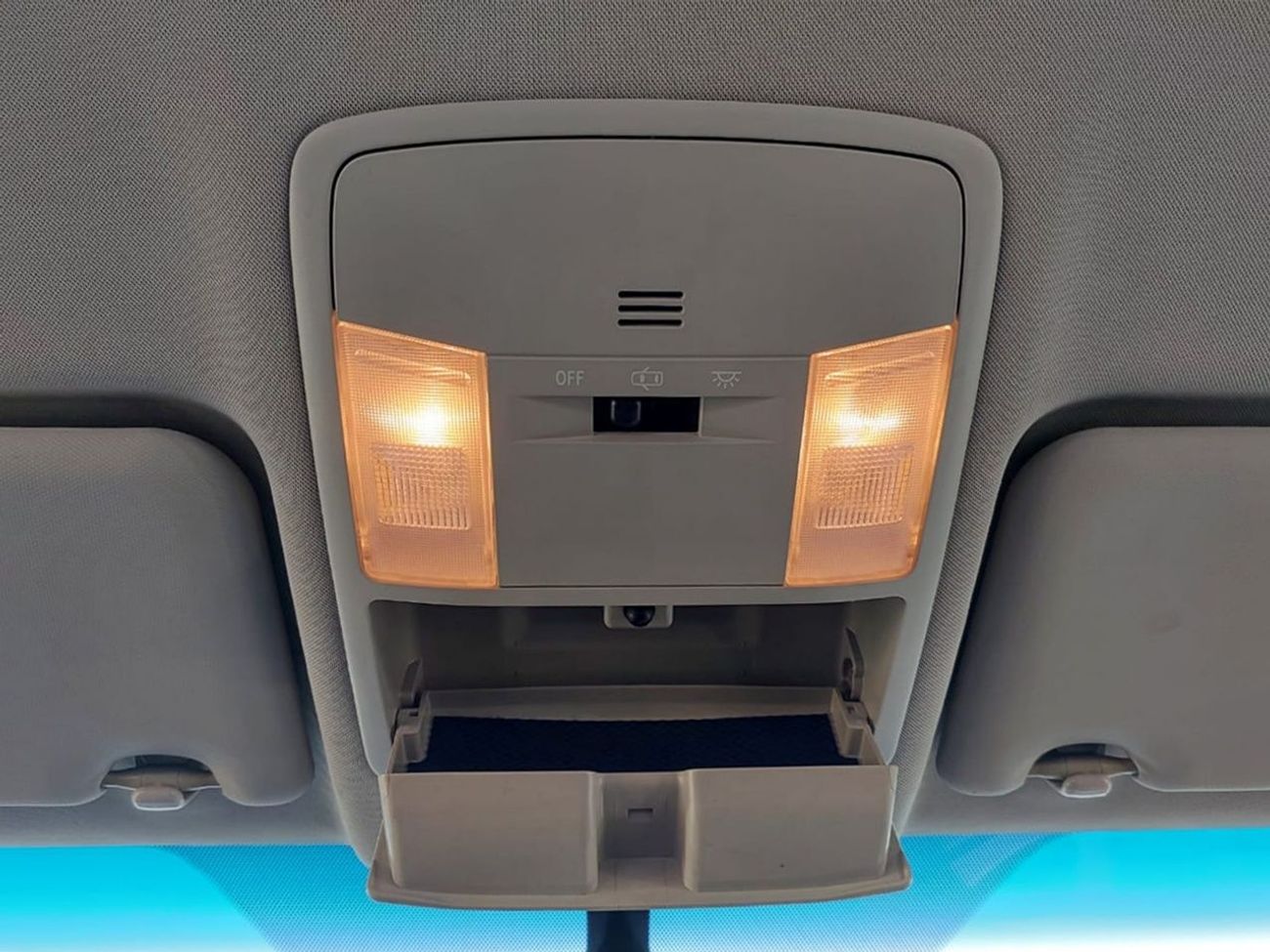 تويوتا راف ٤ TOYOTA RAV4 SUV RHD 2016 MODEL 2.0 L PETROL AUTOMATIC(PM82388)