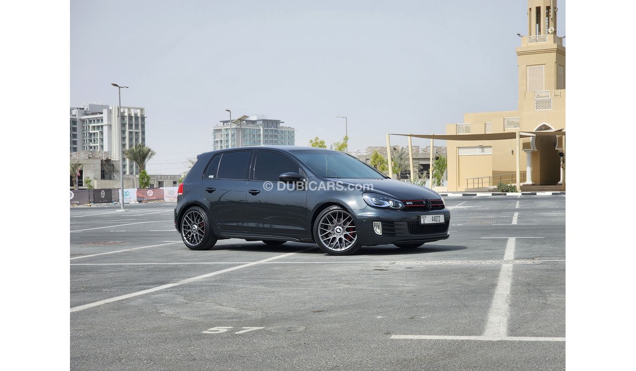 Volkswagen Golf GTI