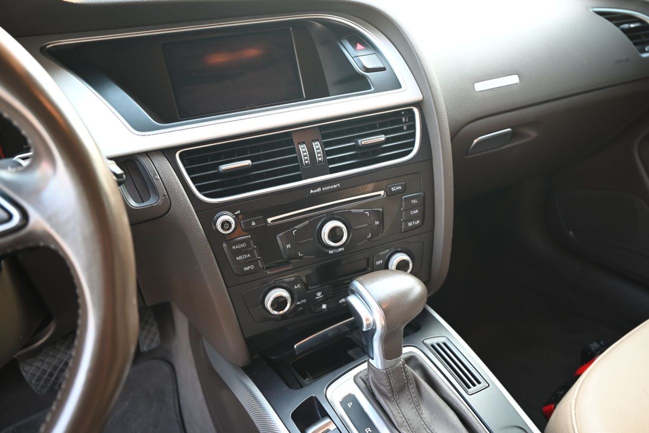 Audi A5 40 TFSI Sport 2.0L 0% DP - FULL AGENCY MAINTAINED - FIRST OWNER - AUDI A5 COUPE 4WD - GCC SPECS