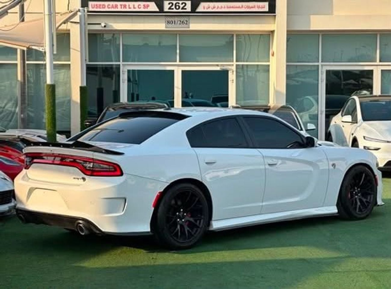 Dodge Charger HELLCAT 6.2L (707 HP) DODGE CHARGER HELLCAT GCC 2017 Original paint Zero accidents Full