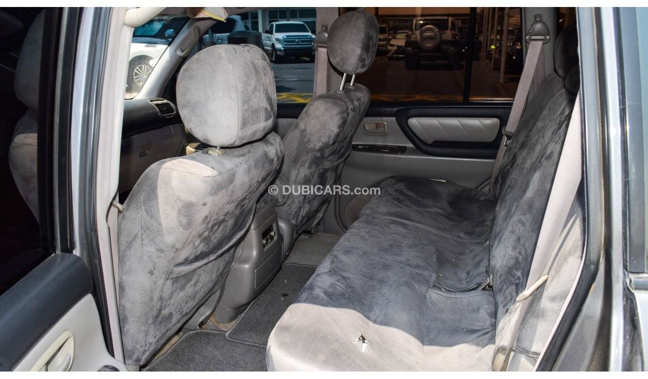 Toyota Land Cruiser VXR V8