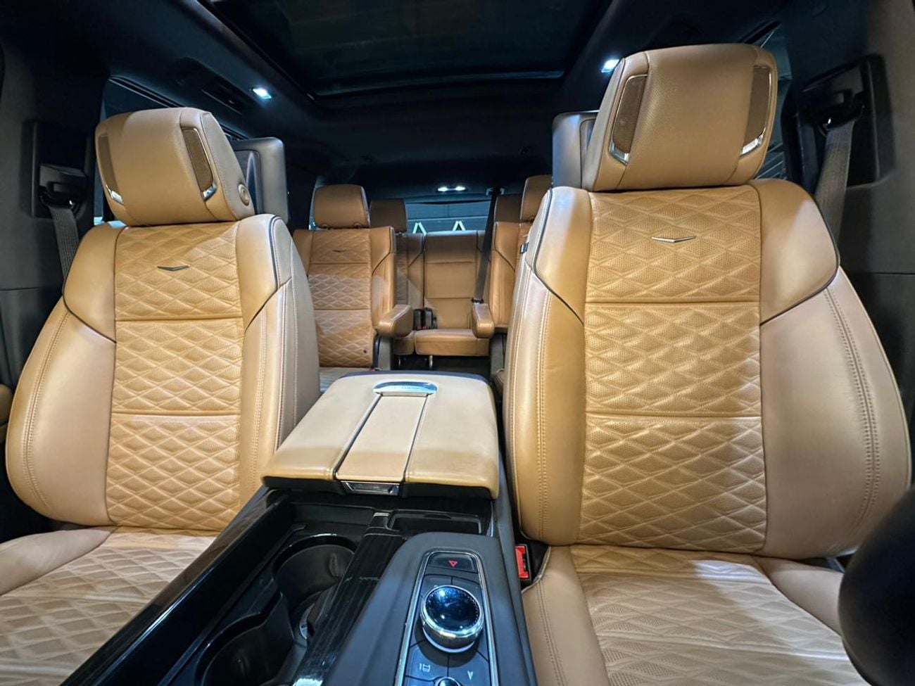 كاديلاك إسكالاد Sport Platinum 6.2L 4WD