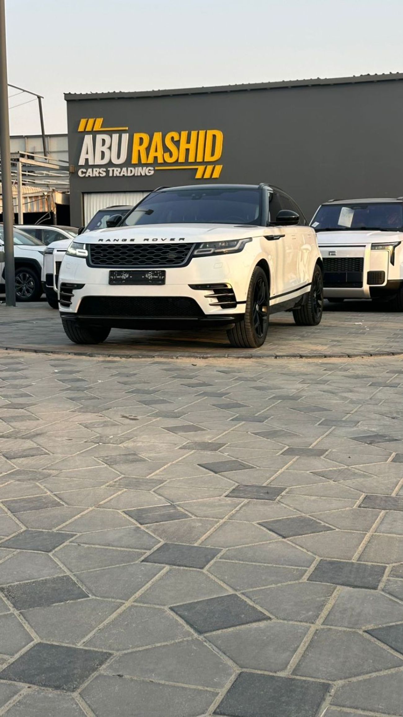 لاند روفر رينج روفر فيلار P250 2.0L (246 HP)