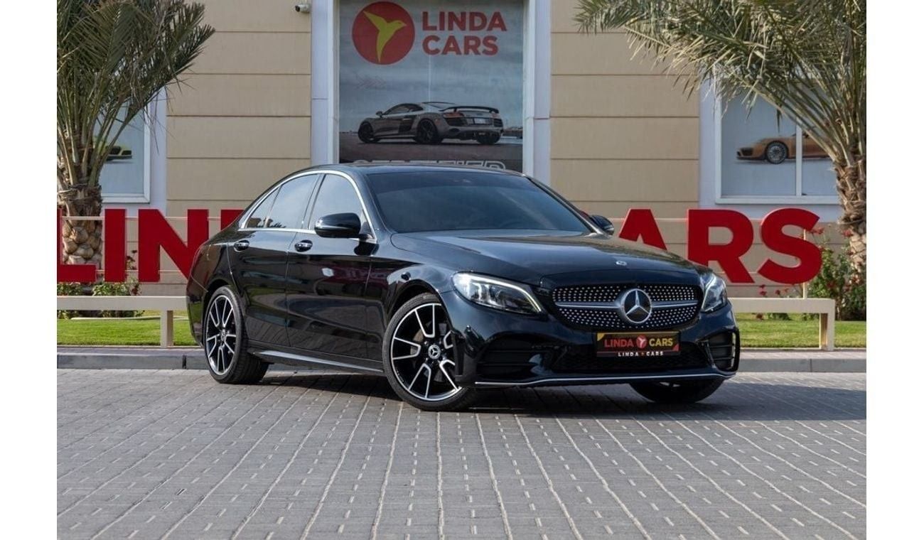 مرسيدس بنز C 200 Mercedes-Benz C200 AMG Premium + 2020 GCC under Agency Warranty and Service Contract  w