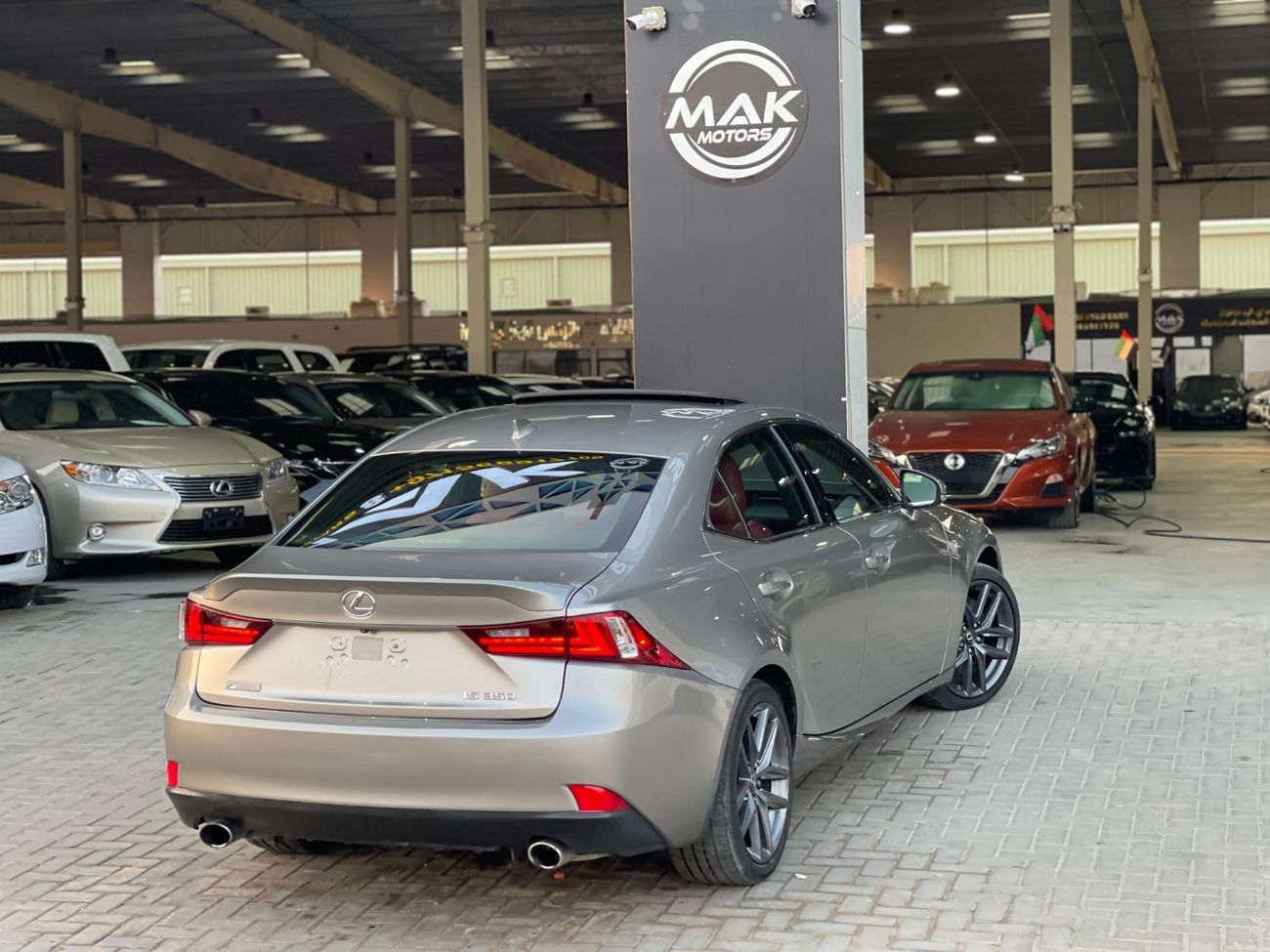 Lexus IS350 F Sport 3.5L (312 HP) F-SPORT 3.5L V6 / FULL OPTION / IN PERFECT CONDITION