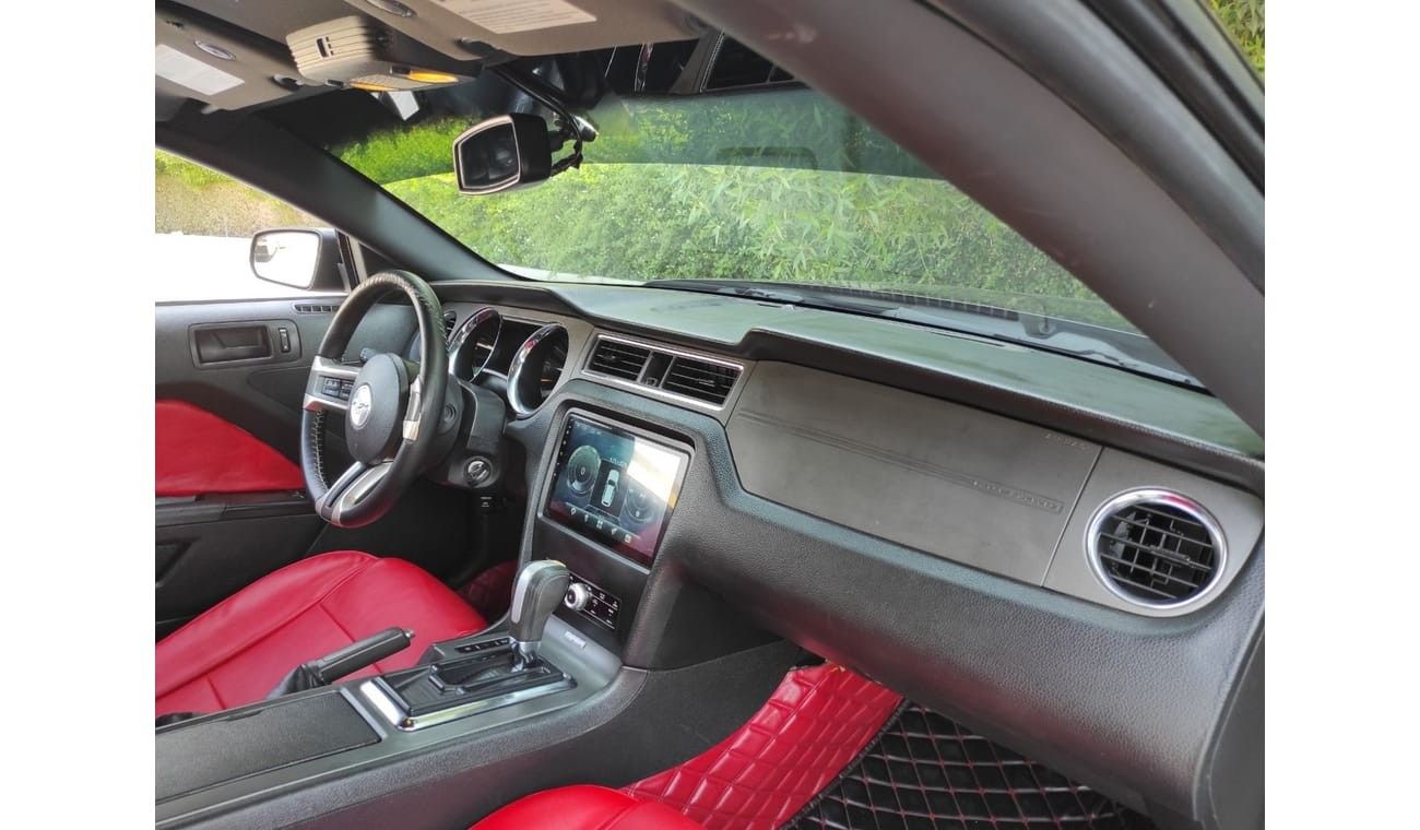 Ford Mustang V6 full automatic Ford Mustang 2014