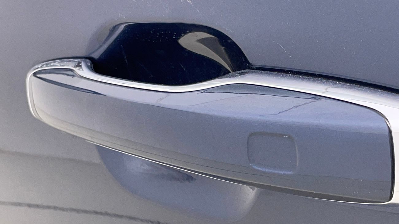 فولفو XC 90 PLUS BRIGHT كارس24 هي سوق ضخم للسيارات المستعملة موثوق ومضمون ٪كارس24 هي سوق ضخم للسيارات المستعملة موثوق ومضمون